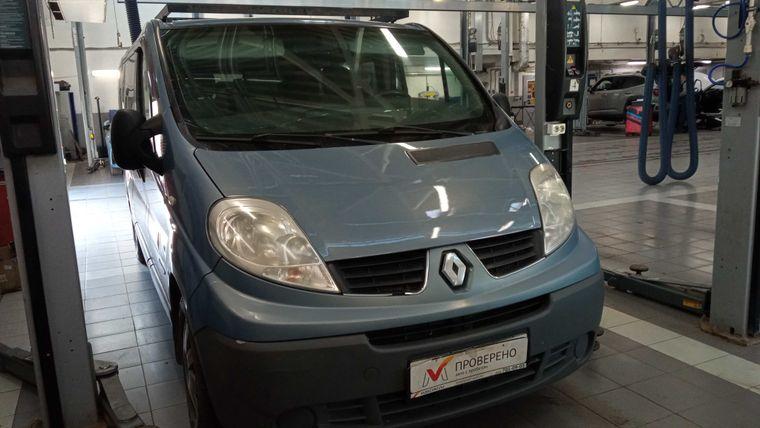 Renault Trafic 2009 года, 342 441 км - вид 2