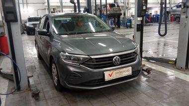 Volkswagen Polo 2022 года, 123 000 км - вид 2