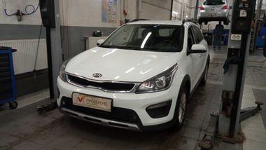 Kia Rio X-Line 2018 года, 73 539 км - вид 1