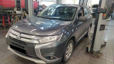 Mitsubishi Outlander 2017 года, 123 015 км - вид 1