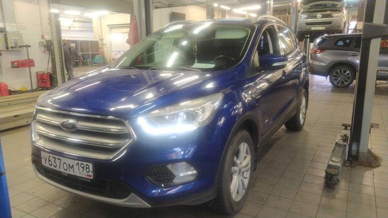 Ford Kuga 2018 года, 98 826 км - вид 1