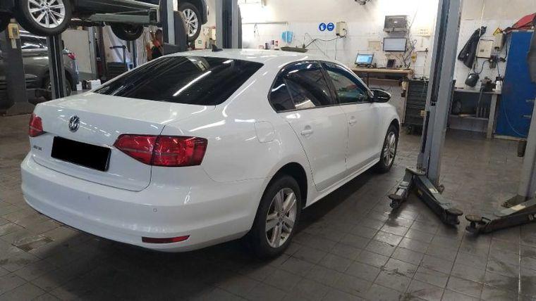 Volkswagen Jetta,  - вид 2