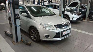 Ford Focus 2014 года, 96 243 км - вид 2