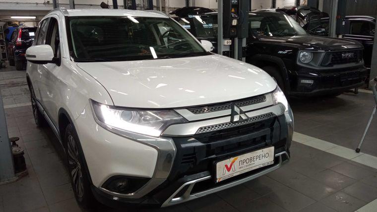 Mitsubishi Outlander 2019 года, 62 642 км - вид 2