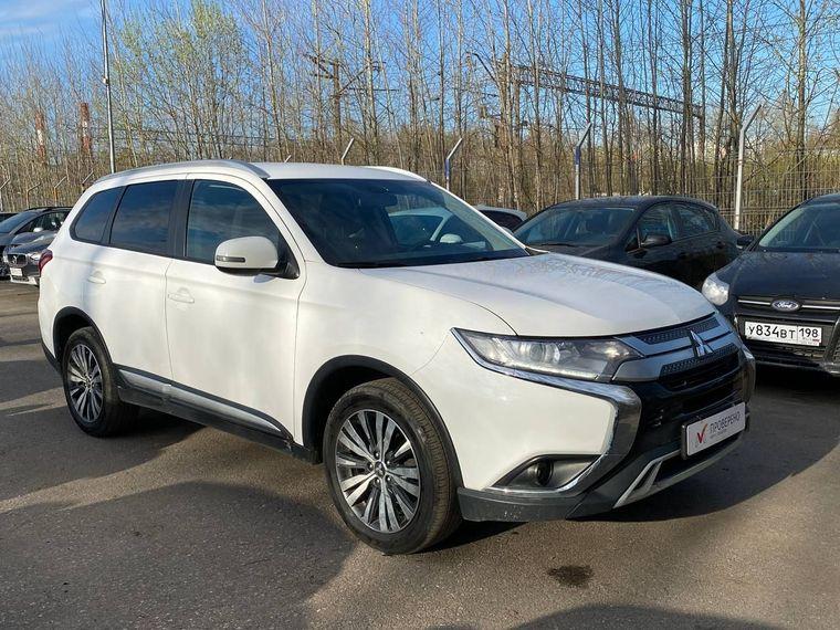 Mitsubishi Outlander, 2019 - вид 2