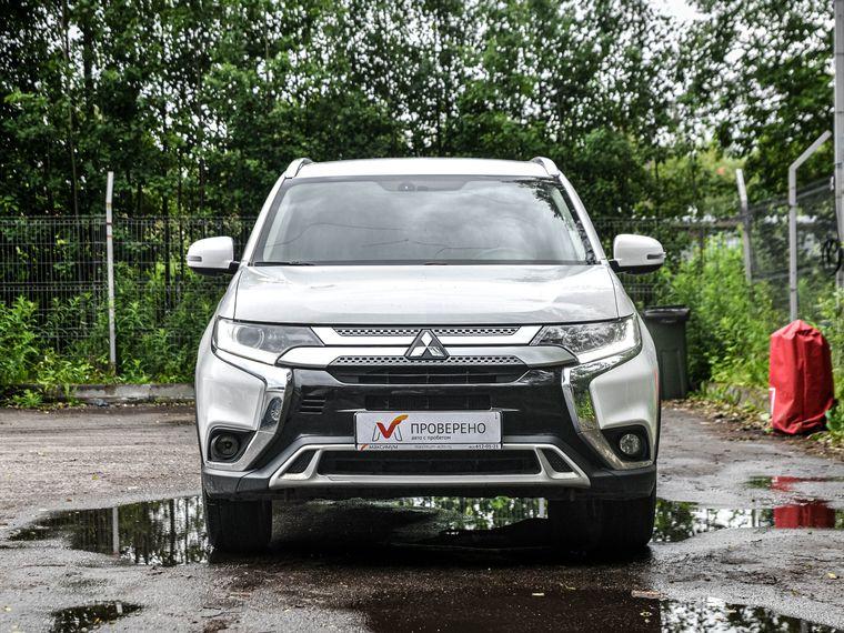 Mitsubishi Outlander,  - вид 1
