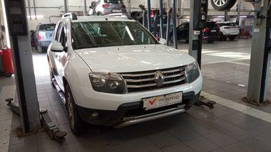 Renault Duster 2014 года, 118 991 км - вид 2