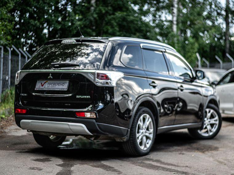 Mitsubishi Outlander,  - вид 1