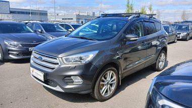 Ford Kuga 2017 года, 157 804 км - вид 1