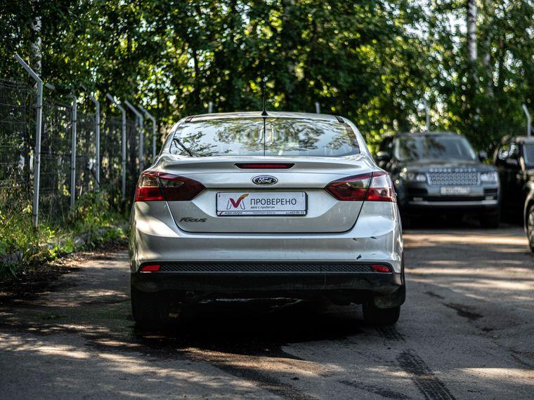 Ford Focus,  - вид 3