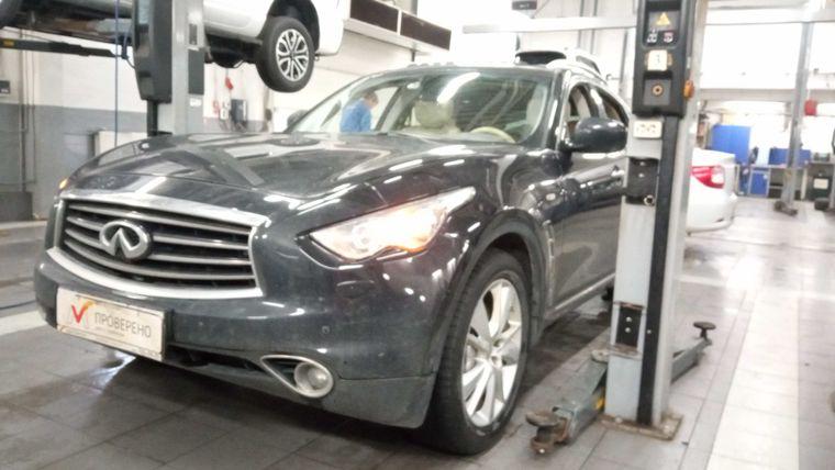 Infiniti QX70 2016 года, 163 861 км - вид 1