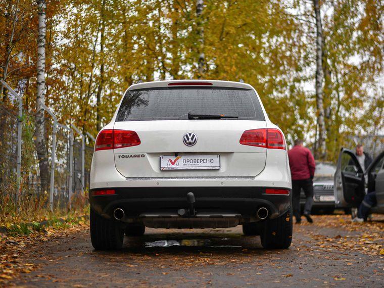 Volkswagen Touareg,  - вид 3