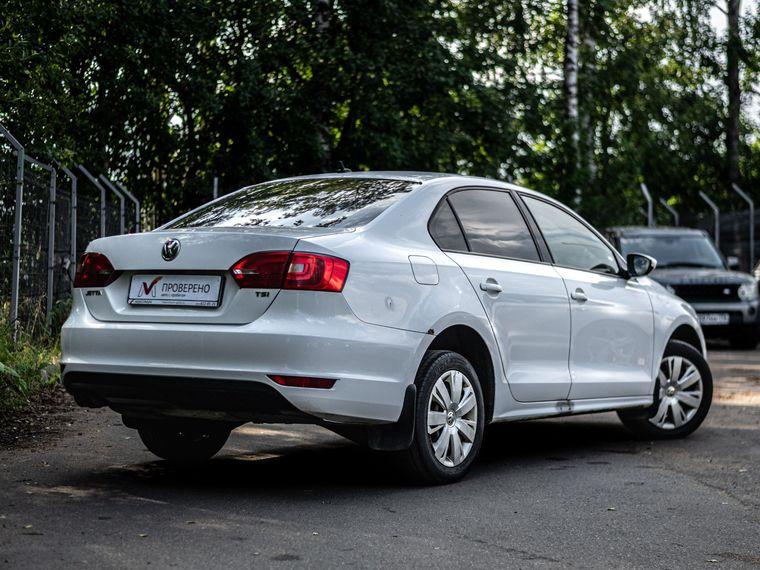 Volkswagen Jetta,  - вид 1