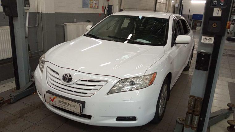 Toyota Camry 2008 года, 260 000 км - вид 1