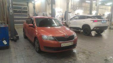 Skoda Rapid 2018 года, 216 484 км - вид 2