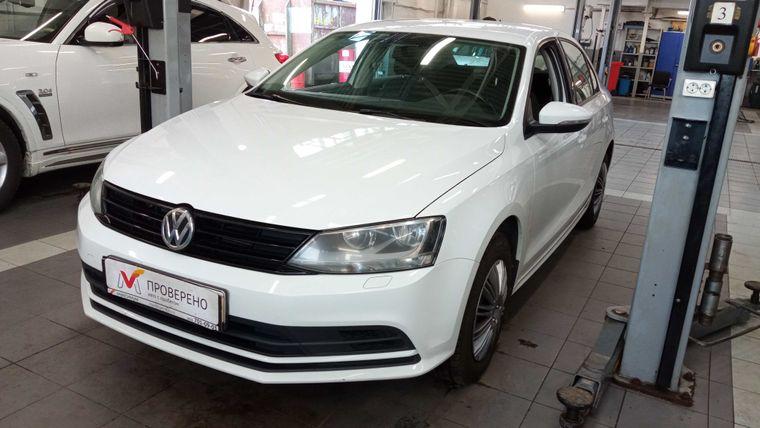 Volkswagen Jetta 2016 года, 122 919 км - вид 1