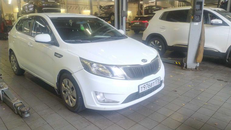 Kia Rio 2015 года, 177 372 км - вид 1
