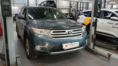 Toyota Highlander 2011 года, 227 982 км - вид 1