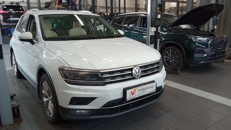 Volkswagen Tiguan,  - вид 1