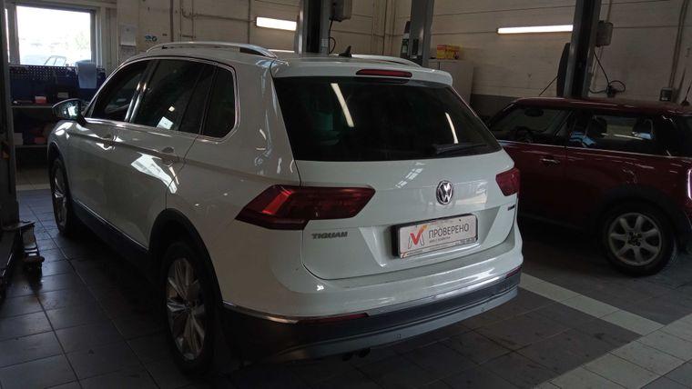 Volkswagen Tiguan,  - вид 3