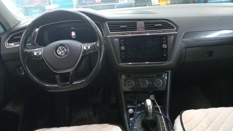 Volkswagen Tiguan,  - вид 4