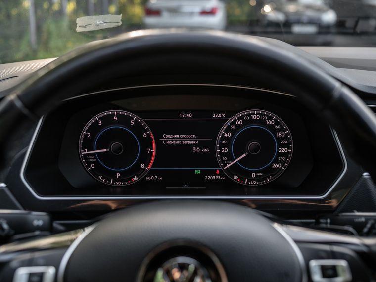 Volkswagen Tiguan,  - вид 4