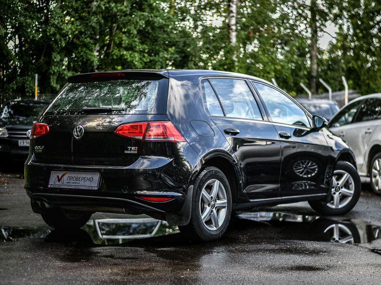 Volkswagen Golf,  - вид 1