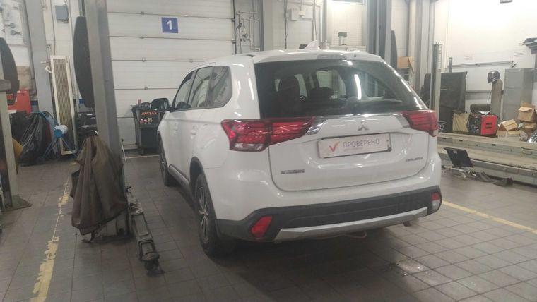 Mitsubishi Outlander,  - вид 3