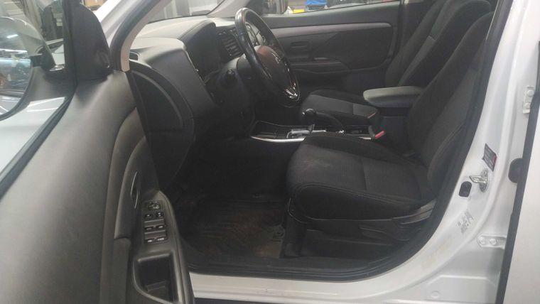 Mitsubishi Outlander,  - вид 4