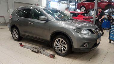 Nissan X-Trail 2018 года, 182 659 км - вид 1