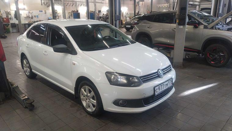 Volkswagen Polo 2015 года, 211 545 км - вид 2