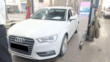 Audi A3 2013 года, 271 545 км - вид 1