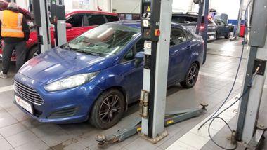 Ford Fiesta 2016 года, 121 757 км - вид 1