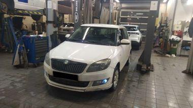 Skoda Fabia 2012 года, 145 152 км - вид 1