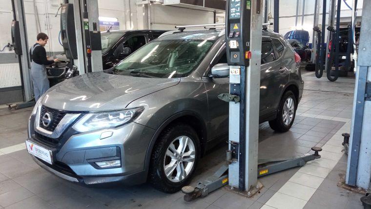 Nissan X-Trail 2018 года, 284 428 км - вид 1