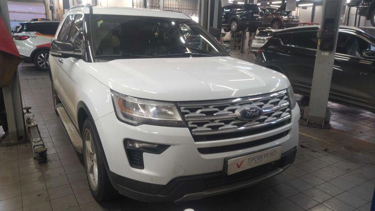 Ford Explorer 2018 года, 59 304 км - вид 2