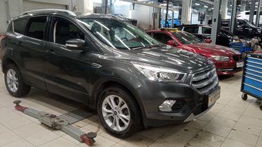 Ford Kuga 2018 года, 60 547 км - вид 1