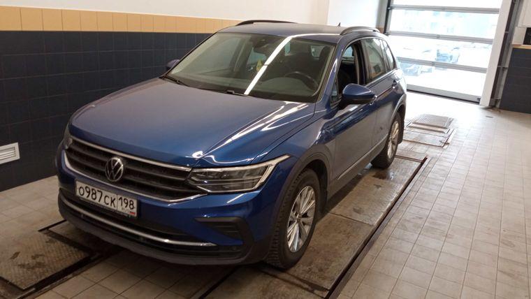 Volkswagen Tiguan 2021 года, 62 369 км - вид 1