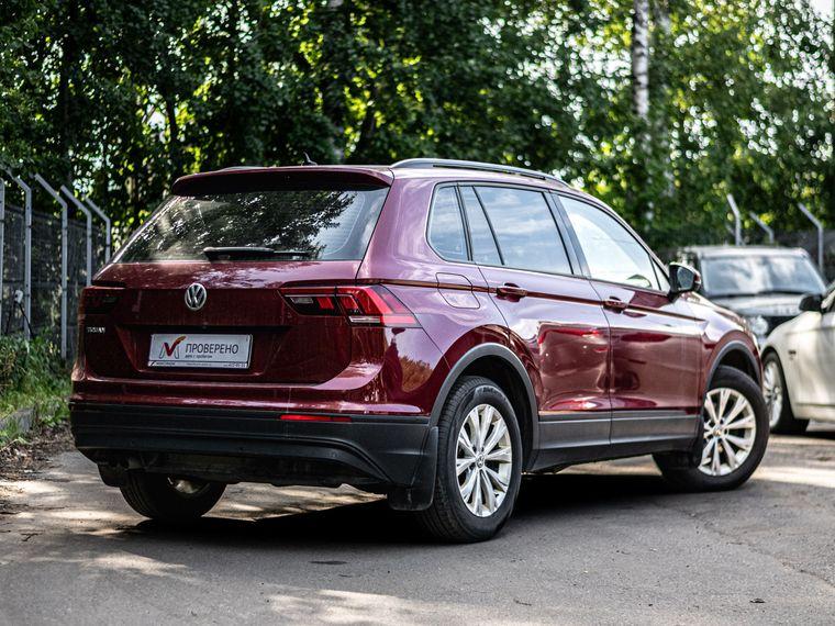 Volkswagen Tiguan,  - вид 1