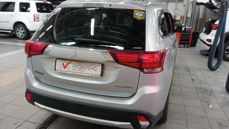 Mitsubishi Outlander,  - вид 2