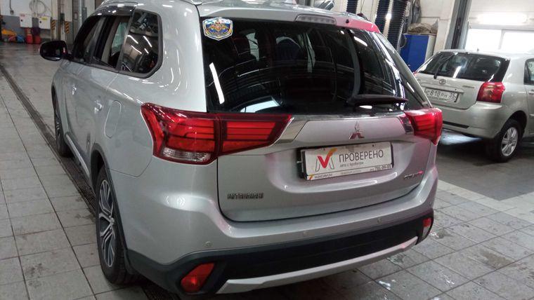 Mitsubishi Outlander,  - вид 3