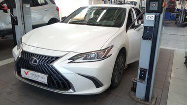 Lexus ES 2021 года, 96 765 км - вид 1