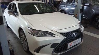 Lexus ES 2021 года, 96 765 км - вид 2