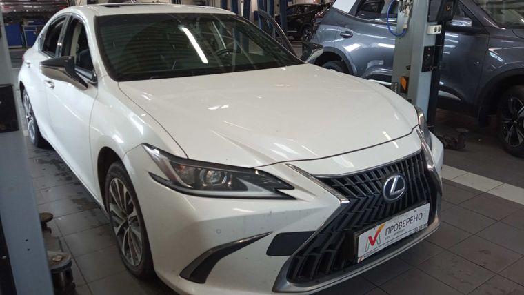 Lexus ES 2021 года, 96 765 км - вид 2