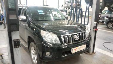 Toyota Land Cruiser Prado 2011 года, 393 158 км - вид 2
