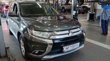 Mitsubishi Outlander 2015 года, 103 242 км - вид 2