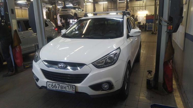 Hyundai ix35 2015 года, 137 399 км - вид 1