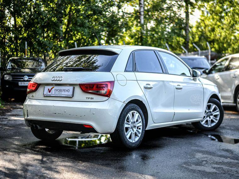 Audi A1,  - вид 1