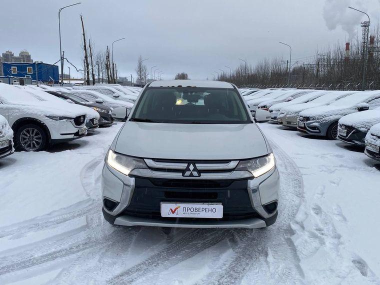 Mitsubishi Outlander, 2017 - вид 1