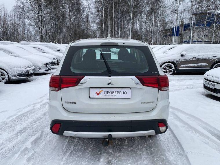 Mitsubishi Outlander, 2017 - вид 4